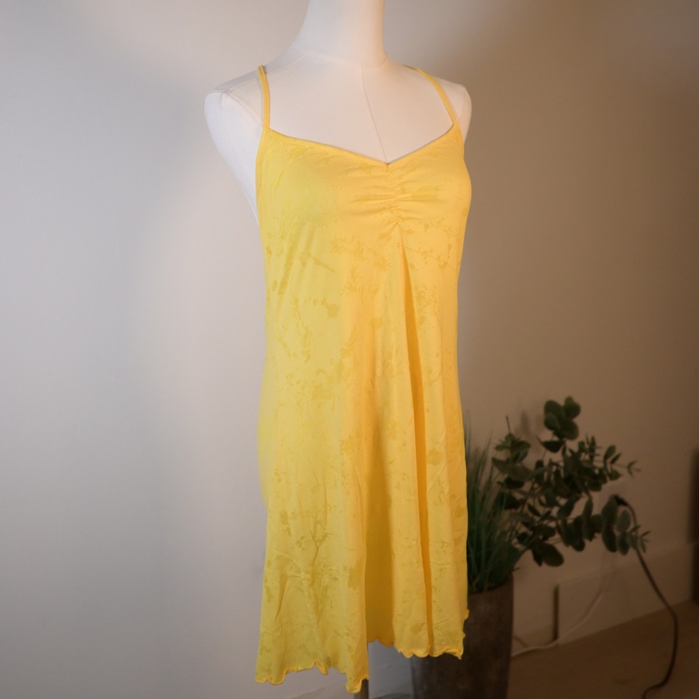 Vitamin A Yellow Ruched V-Neck Mini Dress Spaghetti Strap Lettuce Hem Size 1